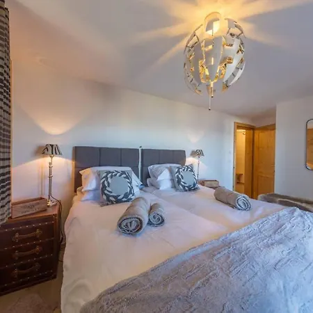 Chalet Riquet - Ski-in/out - Luxe Zermatt
